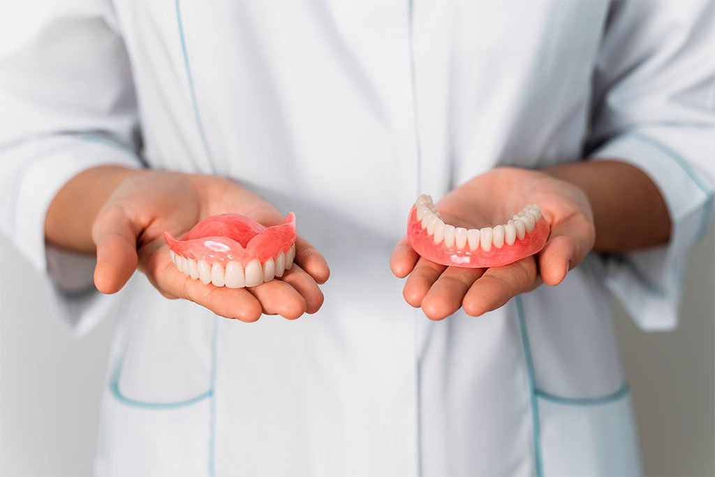 Affordable Dentures In San Fernando, CA